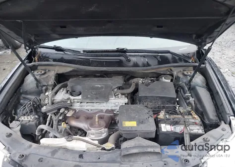 2013 Toyota Camry Le z USA, uszkodzony, nr VIN 4T4BF1FKXDR328757